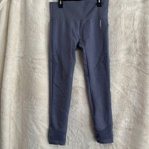 Purple gym shark leggings